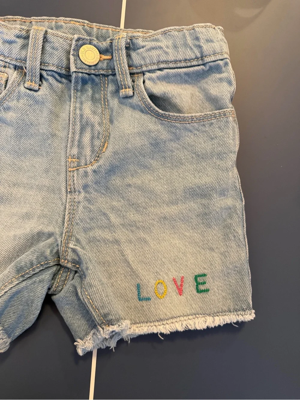 Old Navy Light Blue Denim Shorts with Colorful Heart & LOVE Embroidery 4T